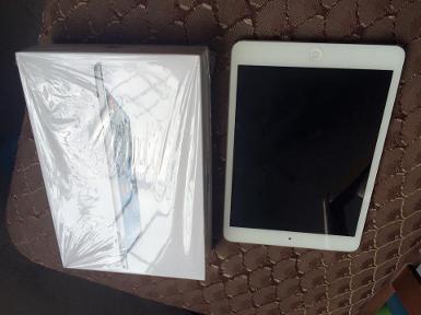 iPad mini2 Wi-Fi Cellular 16GB White