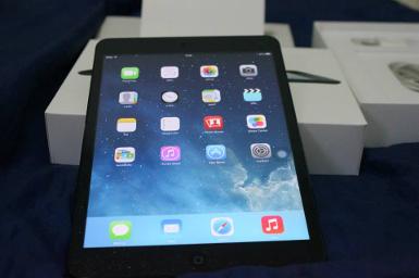 Ipad mini 1 16 GB 4G wifi สีดำ สวยๆ
